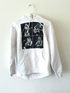 Taylor Swift Eras Tour White Hoodie sweatshirt 2023, Medium